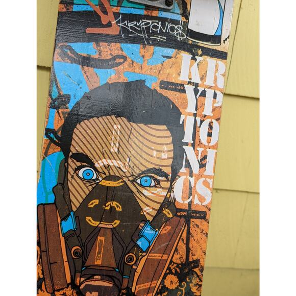 Kryptonics Skateboard -Logo Gas Mask- 50mm - Picture 2 of 10